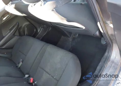 2016 Honda Fit Ex z USA, uszkodzony, nr VIN JHMGK5H79GX042609